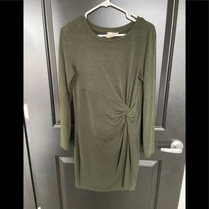 Hunter green dress in Size L ribbed.